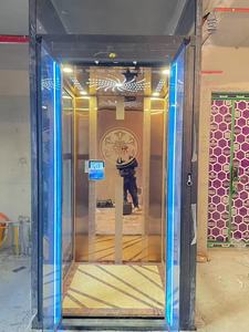 Componenti di Alta Qualità per Ascensori Idraulici: Porte di Piano per Ascensori Residenziali, Porte Singole e Doppie, Porte Elettriche - Product Image 5