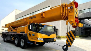 Grue de camion QY80K5D, capacité de levage de 80 tonnes, flèche en U de 47 m, grue hydraulique mobile robuste, haute stabilité, prête à être expédiée - Product Image 5