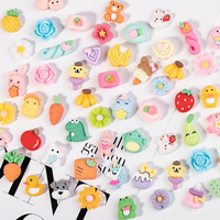 Vente en gros de breloques en résine de dessin animé mixte animaux ours lapin cabochon en résine de fruits à dos plat pour le bricolage et la fabrication d'accessoires