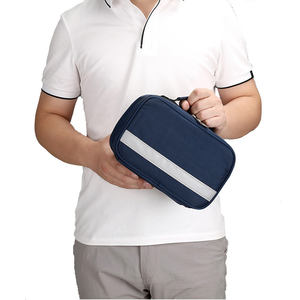 Draagbare Gekoelde Geïsoleerde EHBO-Doos Medicijnzak Kleine Noodpakket Voor Onderweg Insuline Koeltas - Product Image 3