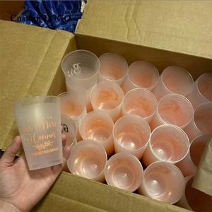 Vasos Personalizados Impermeables para Estadios con Iniciales para Bodas, Promociones y Eventos Escolares - Product Image 1