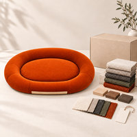 Lit carré pour animaux de compagnie en peluche, style Mid-Century Modern, luxe, pour chat et chien, base en bois, confortable, avec rebord, mobilier d'intérieur pour animaux.