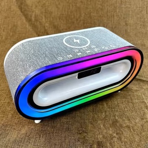 เครื่องชาร์จไร้สาย ODM <span class=keywords><strong>นาฬิกา</strong></span><span class=keywords><strong>ปลุก</strong></span>ลำโพงเสียงสีขาวพร้อมไฟ LED สี RGB - Product Image 3