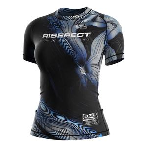 Camiseta Deportiva para Mujer, Elástica en 4 Direcciones, Diseñada para el Rendimiento, que Combina Características Protectoras con un Diseño Elegante para Atletas de Artes Marciales - Product Image 1