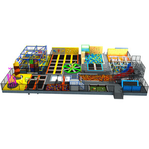 Trampoline de parc d'attractions commercial de grande taille, de haute qualité, pour enfants et adultes, avec toboggan - Product Image 4
