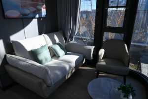 บ้านคอนเทนเนอร์แบบขยายได้สองปีกขนาด 20 ฟุต บ้านสำเร็จรูปแบบโมดูลาร์ บ้านพับได้ ห้องโถงขยายได้แบบสองปีก - Product Image 2