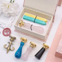 Ensemble de collection de boîte de laque vide avec tampon de sceau de cire pour la présentation de boîte-cadeau comprend des perles de cire et un autocollant de paquet de bâton de cire