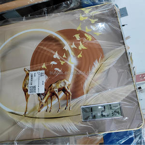 Grande horloge murale rectangulaire silencieuse à quartz, design minimaliste et unique, avec affichage de la date et de la température, alimentée par piles - Product Image 4