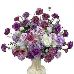 Boules de fleurs en soie personnalisées, roses violettes, pour la décoration de table de mariage - Product Image 1