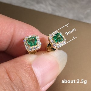 CAOSHI Pendientes de Botón de Estilo Coreano de Gran Venta con Baño de Oro de 18k, Diamante Verde, Pequeño Cristal de Circón Cuadrado Geométrico para Mujer - Product Image 6