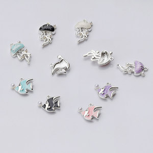 Pendentifs en forme de méduse et de poisson sur le thème de l'océan, en alliage de zinc, pour la fabrication de bijoux DIY, breloques unisexes GJ390 - Product Image 4