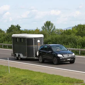 Desain baru pintu belakang aluminium kereta kuda trailer pembagi truk dengan Aksesori Toilet untuk dijual