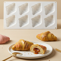 Nouveau moule en silicone de qualité alimentaire pour gâteau croissant, mousse au chocolat, style français, pour la cuisine domestique, outils de cuisson 2026