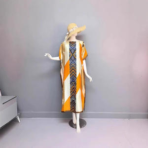 Robe de plage d'été élégante simple grande taille New Socialite Niche O-Neck <span class=keywords><strong>Maxi</strong></span> avec décoration en dentelle pour les mariages - Product Image 4