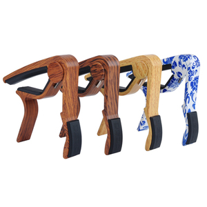 <span class=keywords><strong>Afinador</strong></span> de <span class=keywords><strong>guitarra</strong></span> Capo <span class=keywords><strong>Universal</strong></span> de aleación de aluminio artístico de porcelana azul y blanca Uso <span class=keywords><strong>para</strong></span> guitarras acústicas clásicas Bajo - Product Image 5