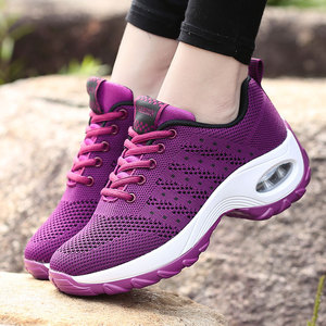 Nouvelles baskets de course confortables pour femmes, à lacets sur le devant, respirantes, style pieds nus, avec talon compensé et amorti accru - Product Image 4