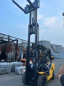 Excavadora Usada Komatsu FD30, Diésel, 4600 kg de Peso, 0-2000 Horas, Componentes Principales: Motor, Rodamientos, Recipiente a Presión - Product Image 5