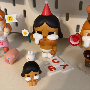 ของแท้ POP MART Crybaby <span class=keywords><strong>Crying</strong></span> Parade Series ฟิกเกอร์ กล่องสุ่ม ของสะสม ของตกแต่ง ชุดกล่องปริศนา - Product Image 5
