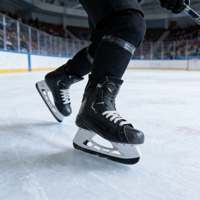 Patins à glace haute performance, design anti-collision, en acier inoxydable