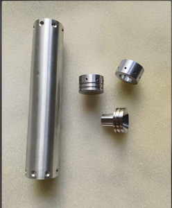 Arbre en aluminium usiné CNC de précision avec bague métallique personnalisée et pièces de couplage - Product Image 2