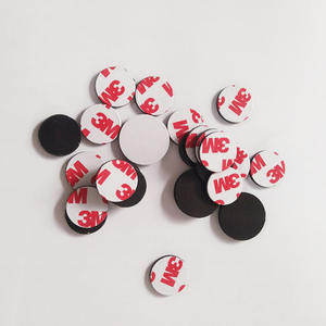 Imanes de goma flexibles troquelados fuertes piezas redondas con autoadhesivo - Product Image 3