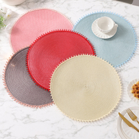 Sous-verres et sets de table minimalistes nordiques en PP de 15 pouces avec pompons, motifs personnalisables, réutilisables, résistants à la chaleur et antidérapants