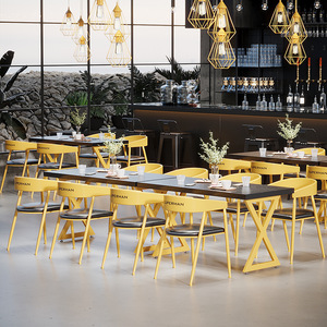 ชุดโต๊ะเก้าอี้เหล็กทรงถังน้ำมันสไตล์อินดัสเทรียล สำหรับร้านอาหาร/ร้าน<span class=keywords><strong>กาแฟ</strong></span>/ร้านหนังสือ ทันสมัย เหมาะสำหรับใช้งานกลางแจ้ง  แบบเชิงพาณิชย์ - Product Image 1