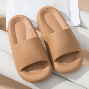 Mules et pantoufles d'été unisexes en EVA, imperméables et antidérapantes, avec amorti, motif ours mignon, haute qualité, vente en gros, dernière collection - Product Image 2