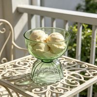 Bol à dessert en verre contemporain décoré de marguerites 3D transparentes, coupe à sundae à pied ondulé