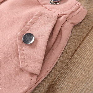 Ensemble de vêtements pour bébé fille de 0 à 5 ans, hauts blancs à manches volantées en dentelle, jupe à bretelles rose à boutons, mode été, ensemble de 2 pièces pour enfants - Product Image 3
