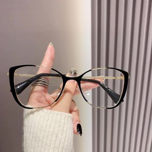 Montures de lunettes anti-lumière bleue rectangulaires modernes à monture complète pour femmes, légères, design solide, style tendance 2025 - Product Image 4