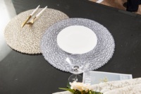Napperons Ronds en Plastique Réutilisables Éco-Responsables pour Restaurants, Mariages et Hôtels