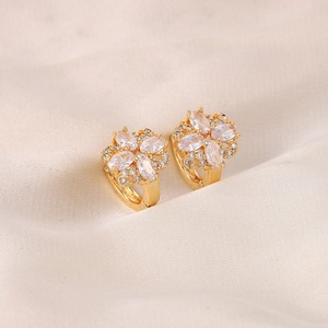 Haut de gamme 18K plaqué or Vintage Ins-style Micro-pavé cuivre oreille manchettes luxe luxe boucles d'oreilles Zircon Unique crochet conception - Product Image 2