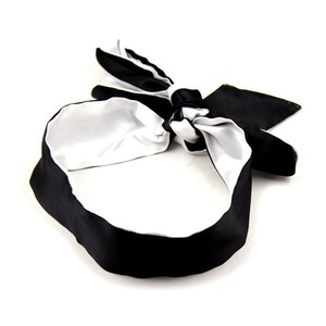 Venta directa de fábrica de antifaces de dos tonos, vendas para las manos, pañuelos opacos de tela satinada, máscaras faciales y juguetes sexuales de bondage. - Product Image 4