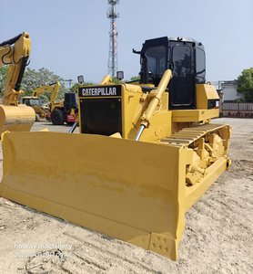 รถดันดินมือสอง D6G คุณภาพดี ราคาประหยัด ได้รับการรับรอง EPA CE เครื่องยนต์เดิม ชั่วโมงการทำงานต่ำ มอเตอร์ เกียร์ ปั๊ม อะไหล่จากญี่ปุ่น - Product Image 3