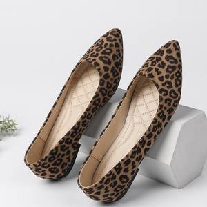 Nouvelle Arrivée Chaussures <span class=keywords><strong>Ballerines</strong></span> Élégantes Luxueuses Professionnelles Confortables à Bout Pointu Plates à Enfiler pour Femmes - Product Image 4