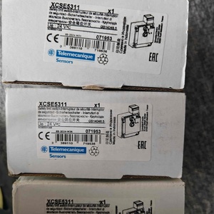 Interrupteur de sécurité magnétique codé XCSDMR7912 2NC 24VDC avec câble de 2m, capteur de verrouillage de porte IP66 IP67 en stock - Product Image 3