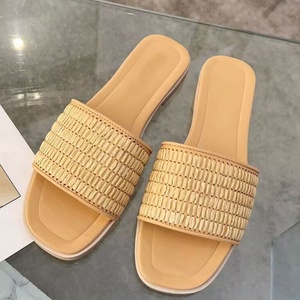 Sandales de marque haut de gamme pour femmes les plus vendues & Chaussons de luxe tendance, ballerines décontractées d'été pour femmes, tailles 35-45 - Product Image 4