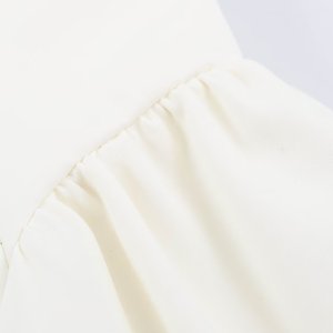 Abito Mini Aderente da Donna 2026 Personalizzato con Spalle Scoperte, Dettaglio Arricciato e Orlo Svasato che Valorizza la Vita, Prodotto OEM da Fabbrica Cinese - Product Image 4