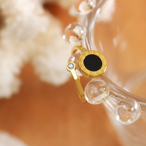 Anillo de Números <span class=keywords><strong>Romanos</strong></span> Europeo y Americano con Incrustaciones de Diamantes, Anillo de Números <span class=keywords><strong>Romanos</strong></span> al por Mayor, Oro de 18k - Product Image 2
