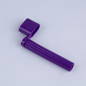 Enrollador de cuerdas 2 en 1 + Herramienta para quitar clavijas de puente, enrollador de cuerdas de <span class=keywords><strong>guitarra</strong></span> acústica y eléctrica de ABS de alta calidad y colores vibrantes - Product Image 5