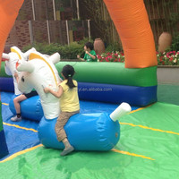 Promoción de fábrica, interacción entre padres e hijos, caballo saltador inflable adecuado para jugar en el patio trasero, equipo de juego de velocidad de carrera, arrendamiento