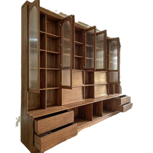 Bibliothèque murale complète sur mesure pour salon - Bibliothèque autoportante en bois massif avec porte en verre, combinaison de meubles - Product Image 5