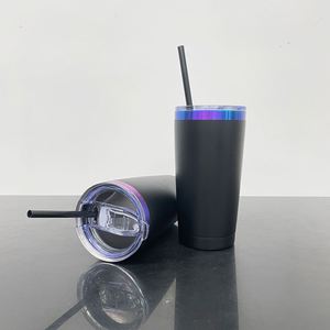 Taza de café y cerveza de viaje personalizada con logo DIY, 20 oz, morada con baño de azul, vasos térmicos negros de doble pared de 20 oz con tapas de plástico y pajitas - Product Image 2