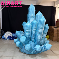 Colonnes de glace gonflables décoratives sur le thème de la glace et de la neige