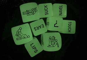 <span class=keywords><strong>Juego</strong></span> de 6 <span class=keywords><strong>Dados</strong></span> Eróticos de Acrílico, Regalo para Parejas, <span class=keywords><strong>Juego</strong></span> de Amor, Juguetes <span class=keywords><strong>Sexuales</strong></span> para Adultos, <span class=keywords><strong>Dados</strong></span> <span class=keywords><strong>Sexuales</strong></span> con <span class=keywords><strong>Juego</strong></span> de Posiciones <span class=keywords><strong>Sexuales</strong></span> para Adultos - Product Image 6