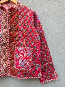 Veste Kantha matelassée en coton 100% indien, faite à la main, personnalisable, imprimé indien, style bohème, pour femme, manteau d'hiver - Product Image 4
