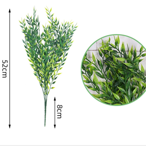 Decorazione Floreale per Matrimoni in Stile Persiano, Piante Artificiali Verdi, 7 Rami di Eucalipto e Foglie di Felce per Uso Interno ed Esterno - Product Image 2