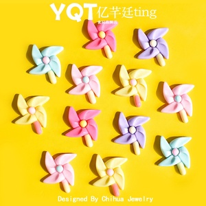 Bonito Cabujón Plano de Resina con Diseño de Molino de Viento para Decoración de Teléfonos, Accesorios DIY y Fabricación de Joyas - Product Image 3