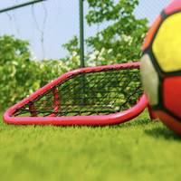 Équipement d'entraînement de football, entraînement du gardien de but, rebondisseur de football à main, cadre en métal noir, utilisation en intérieur/extérieur